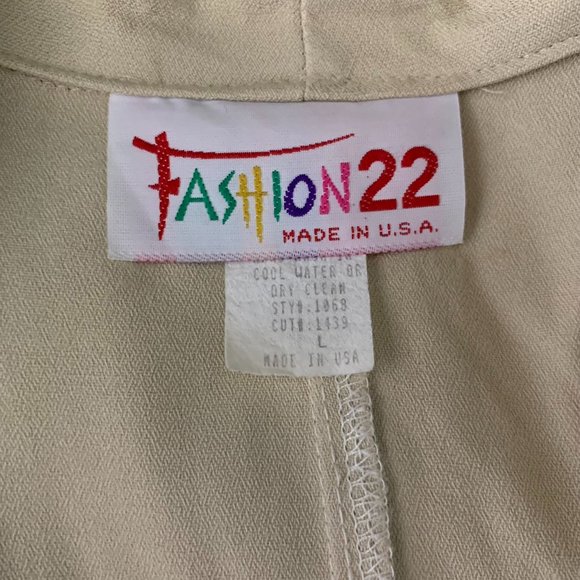 Vintage Wide Leg Cropped Jumpsuit L Beige Buttons V Neck Short Sleeve Tie Waist - Picture 6 of 6